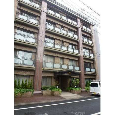 ルーフ御茶ノ水ヒルズ A