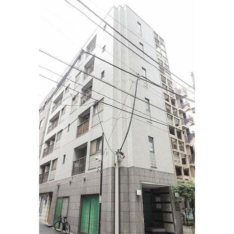 レオーネ三越前